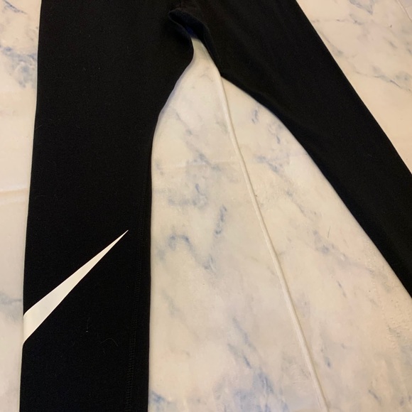 Nike | Tight Fit Running Leggings - Picture 11 of 12